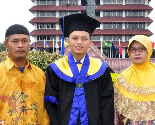 Fazar w: Parents--Graduation Day Trimmed1
